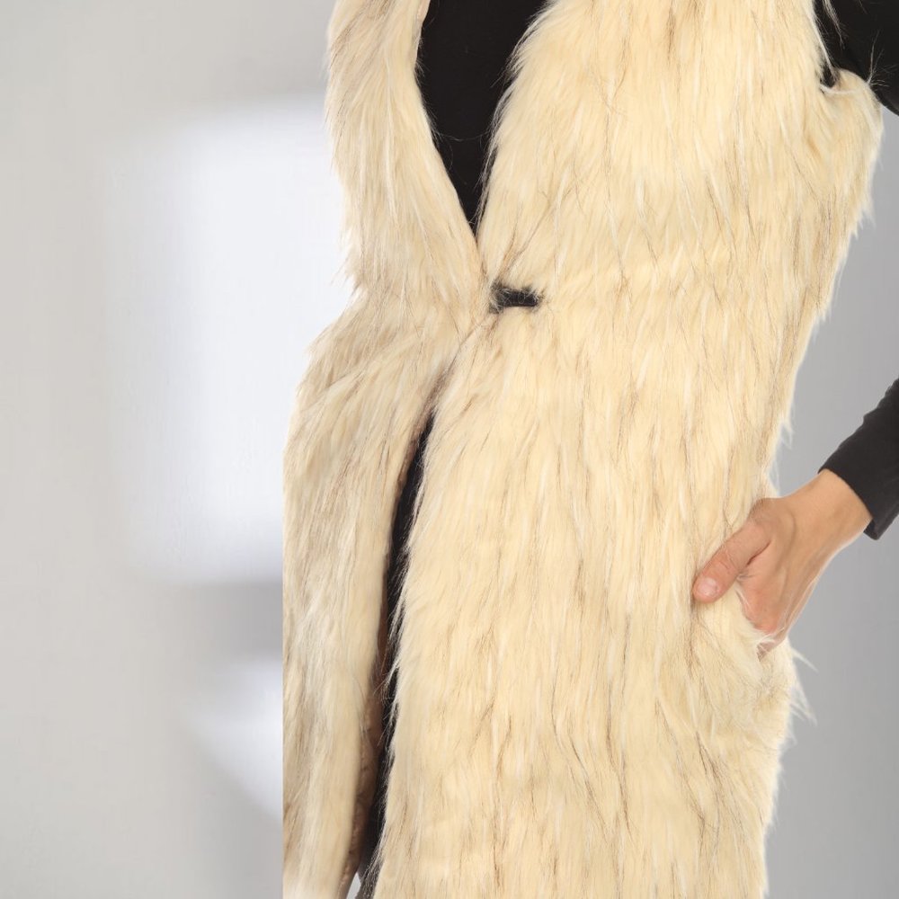 NWT Size S LINDI Cream/White Faux Fur Long Vest Coat V1631 - Picture 4 of 5